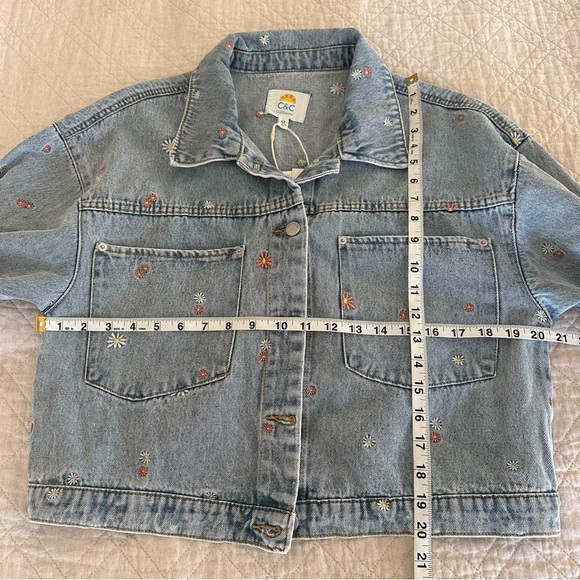 C&C California Blue Oversized  Jean Jacket Dainty Floral Embroidery 100% COTTON - Picture 5 of 7